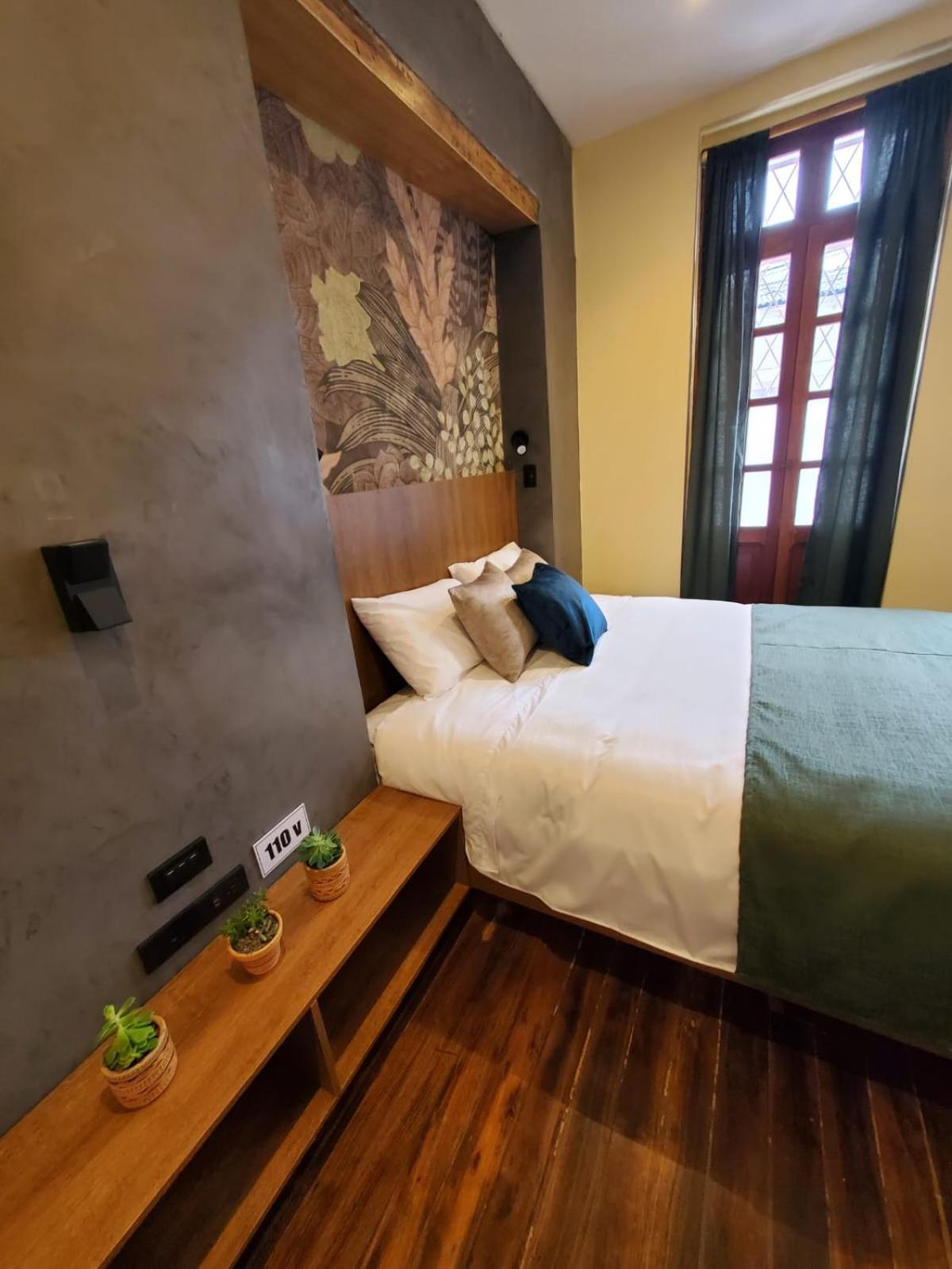 Hotel Inti Кіто Екстер'єр фото